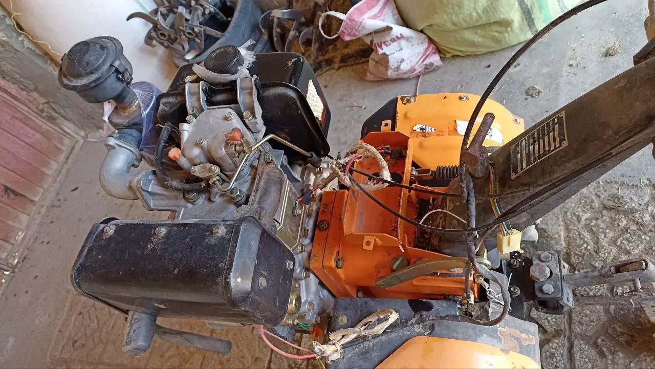 تیلر فالکو ۱۰ونیم اسب|ماشینآلات صنعتی|کاشمر, |دیوار