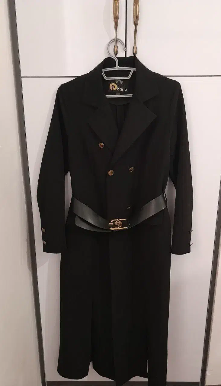 مانتو|لباس|اشتهارد, |دیوار