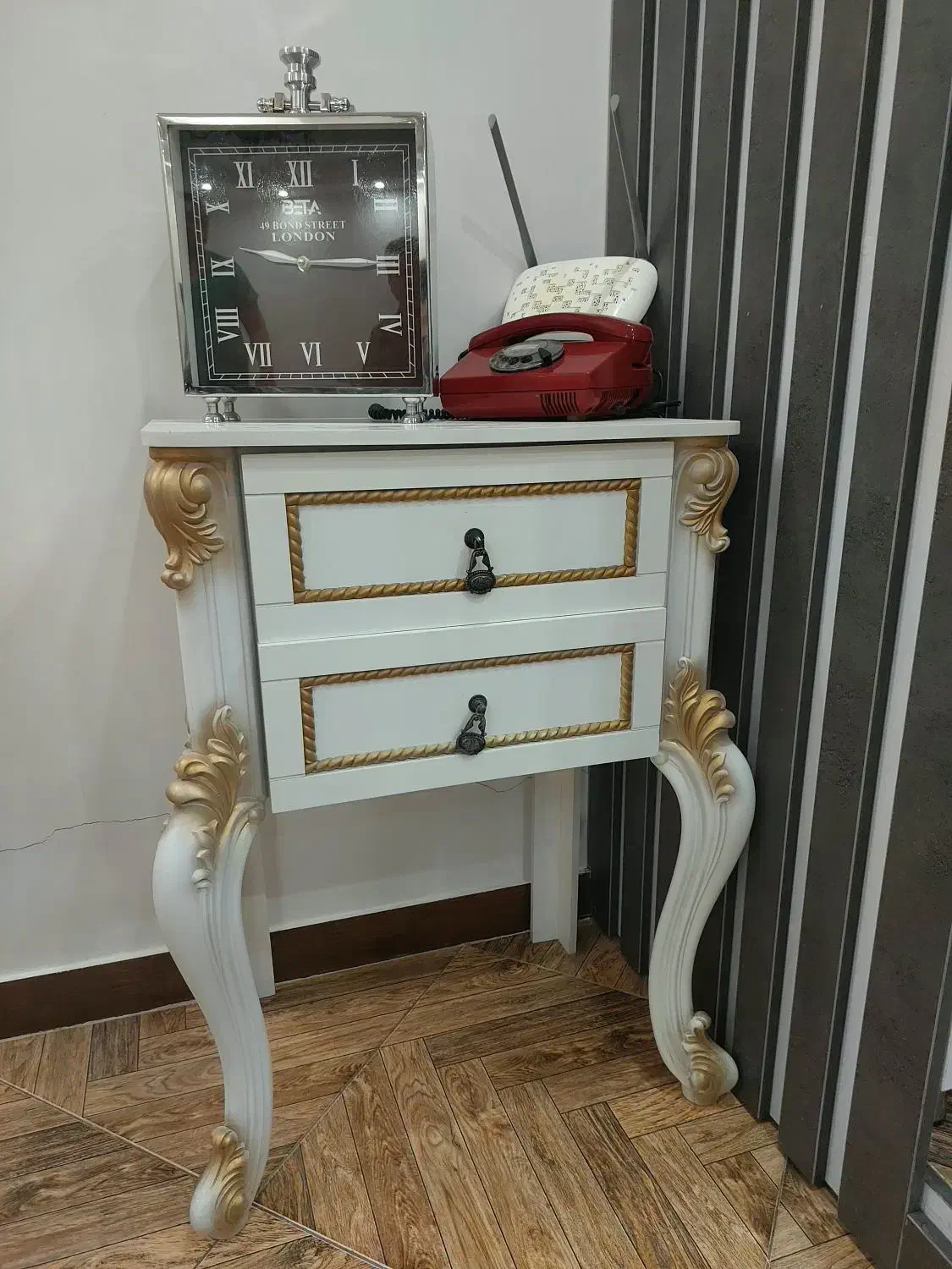 میز تلفن|میز تلفن|همدان, |دیوار