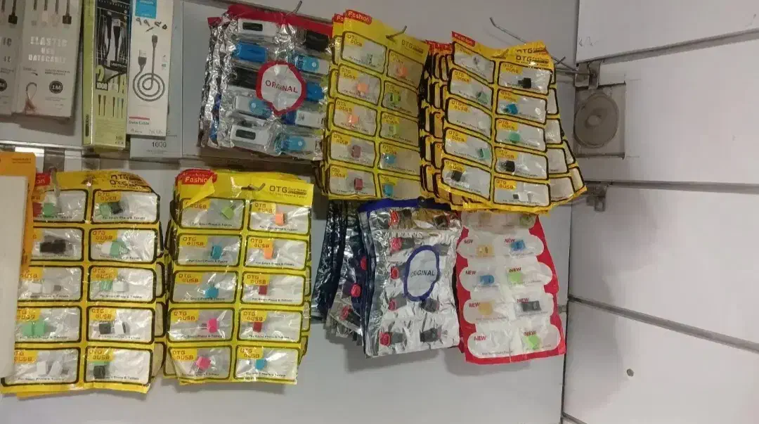 فروش کامپیوتر.هارد.ولوازم جانبی جهت محصولات فرهنگی|قطعات و لوازم جانبی رایانه|چناران, |دیوار