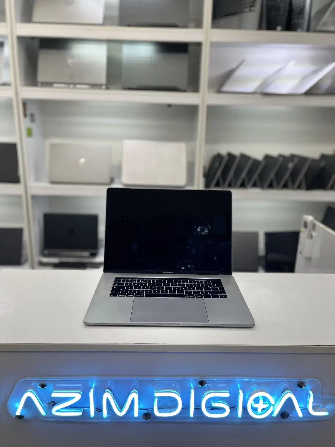Mac pro 217 i7 گرافیک مجزا ۴ گیگ تاچ بار|رایانه همراه|رشت, دیلمان|دیوار