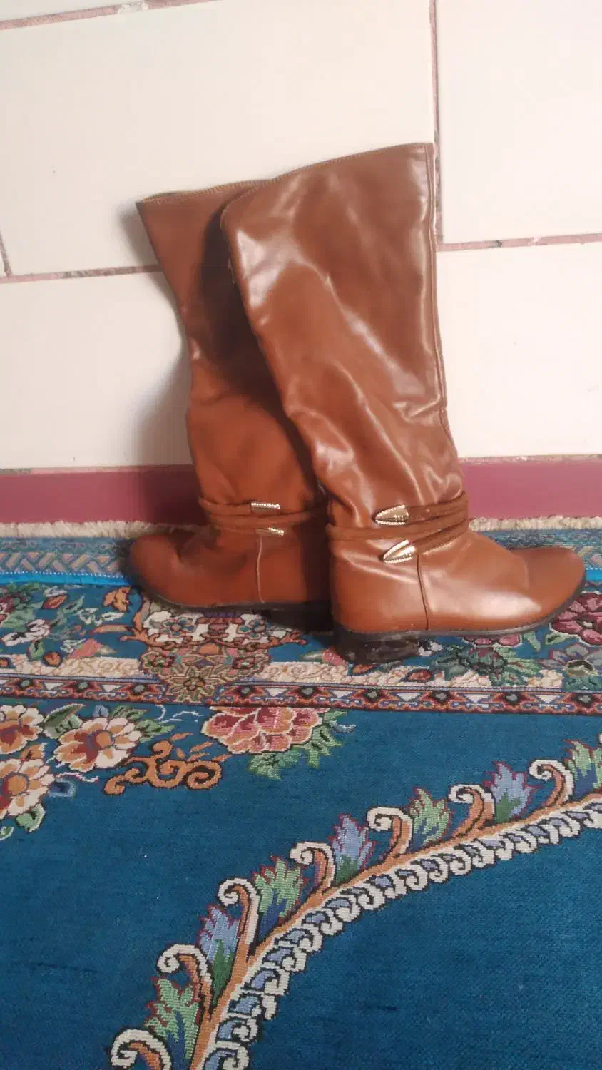 چکمه|کیف، کفش، کمربند|کرمان, |دیوار