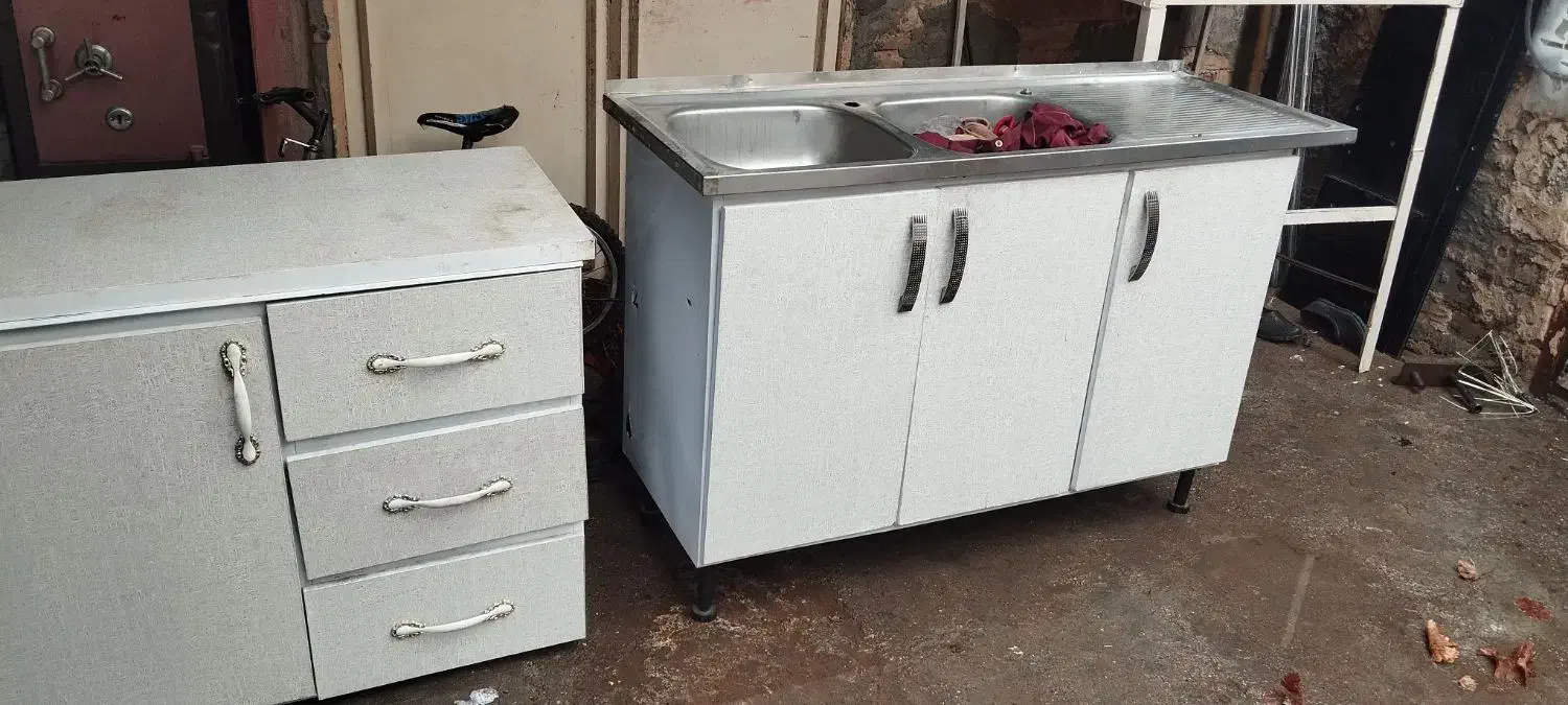 کابینت فلزی و دلاور آهنی|مصالح و تجهیزات ساختمان|تایباد, |دیوار