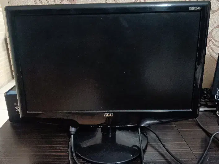 دو عدد مانیتور ۶۰ هرتز|قطعات و لوازم جانبی رایانه|تهران, ائمه اطهار|دیوار
