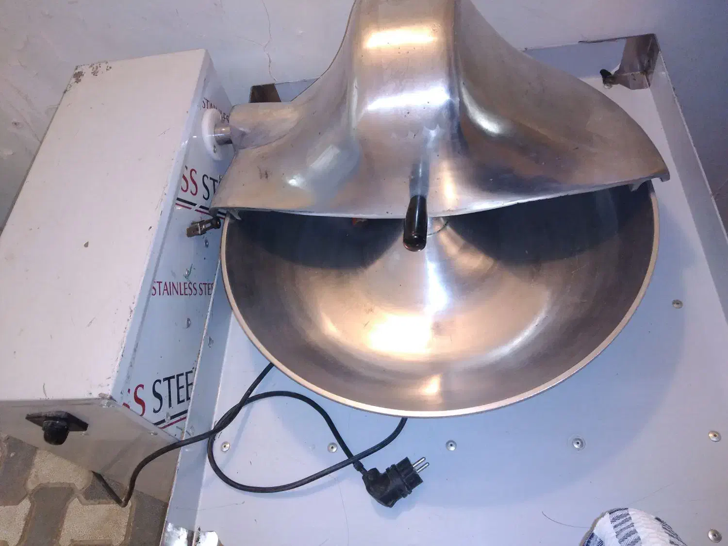 سبزی خورکن سبزایران دهنه 60 2ماه کارکرد|ماشینآلات صنعتی|مشهد, آزادشهر|دیوار