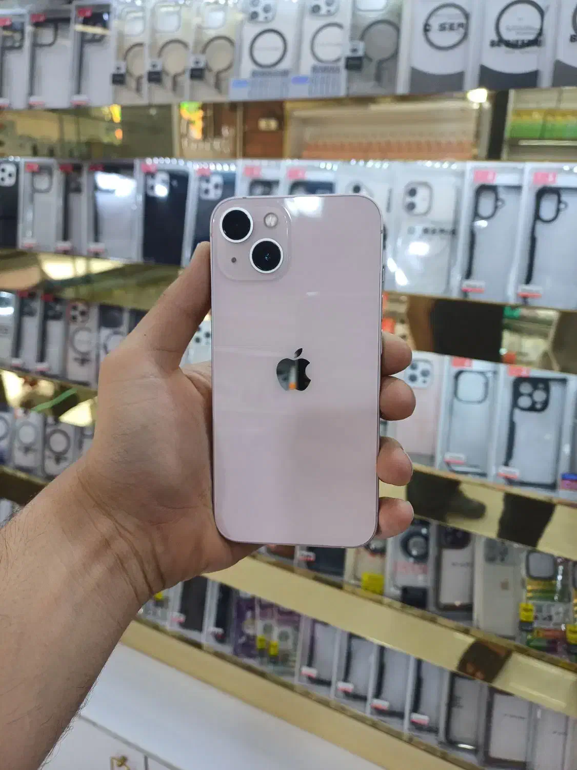 iPhon  13  128Zaaدوسیم|موبایل|قم, منبع آب|دیوار