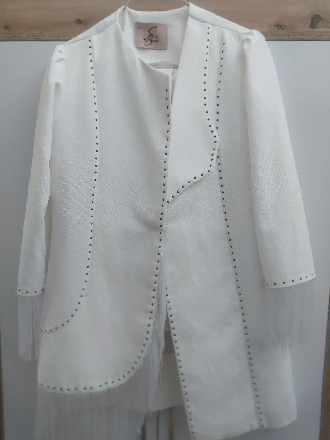 مانتو|لباس|نیشابور, ریوند|دیوار