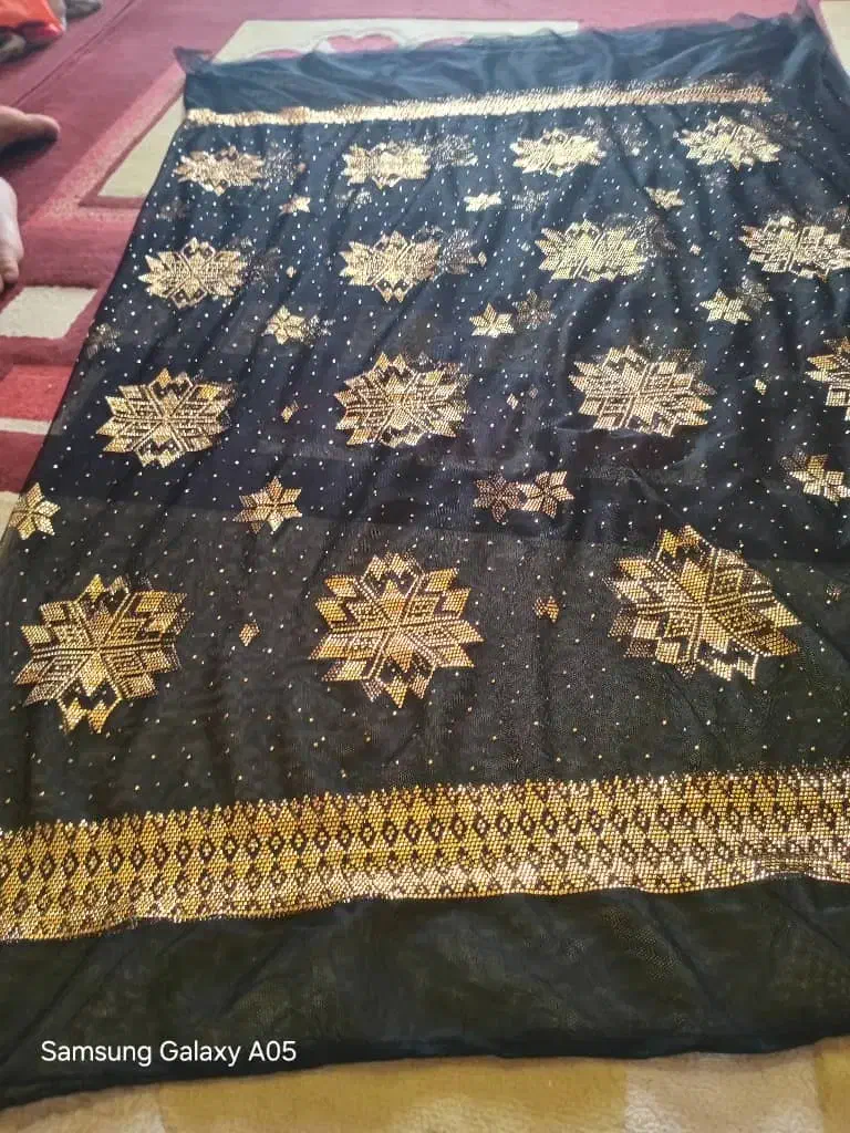 چادر|لباس|جناح, |دیوار