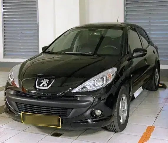 پژو 207 اتوماتیک پانوراما ارتقاء یافته 1404|خودرو سواری و وانت|ارومیه, |دیوار