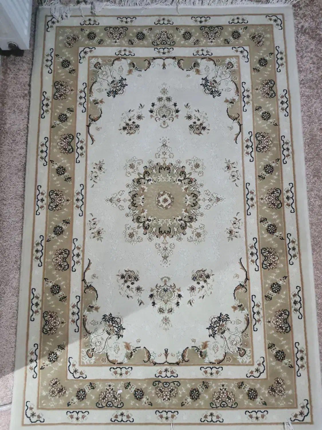 یک تخته نه متری و یک تخته یک ونیم متری|فرش|برخوار, |دیوار