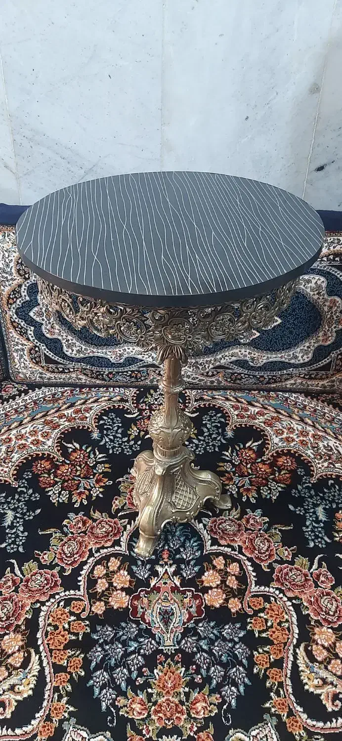 میز تلفن|مبلمان خانگی و میز عسلی|هشتگرد, هشتگرد قدیم|دیوار