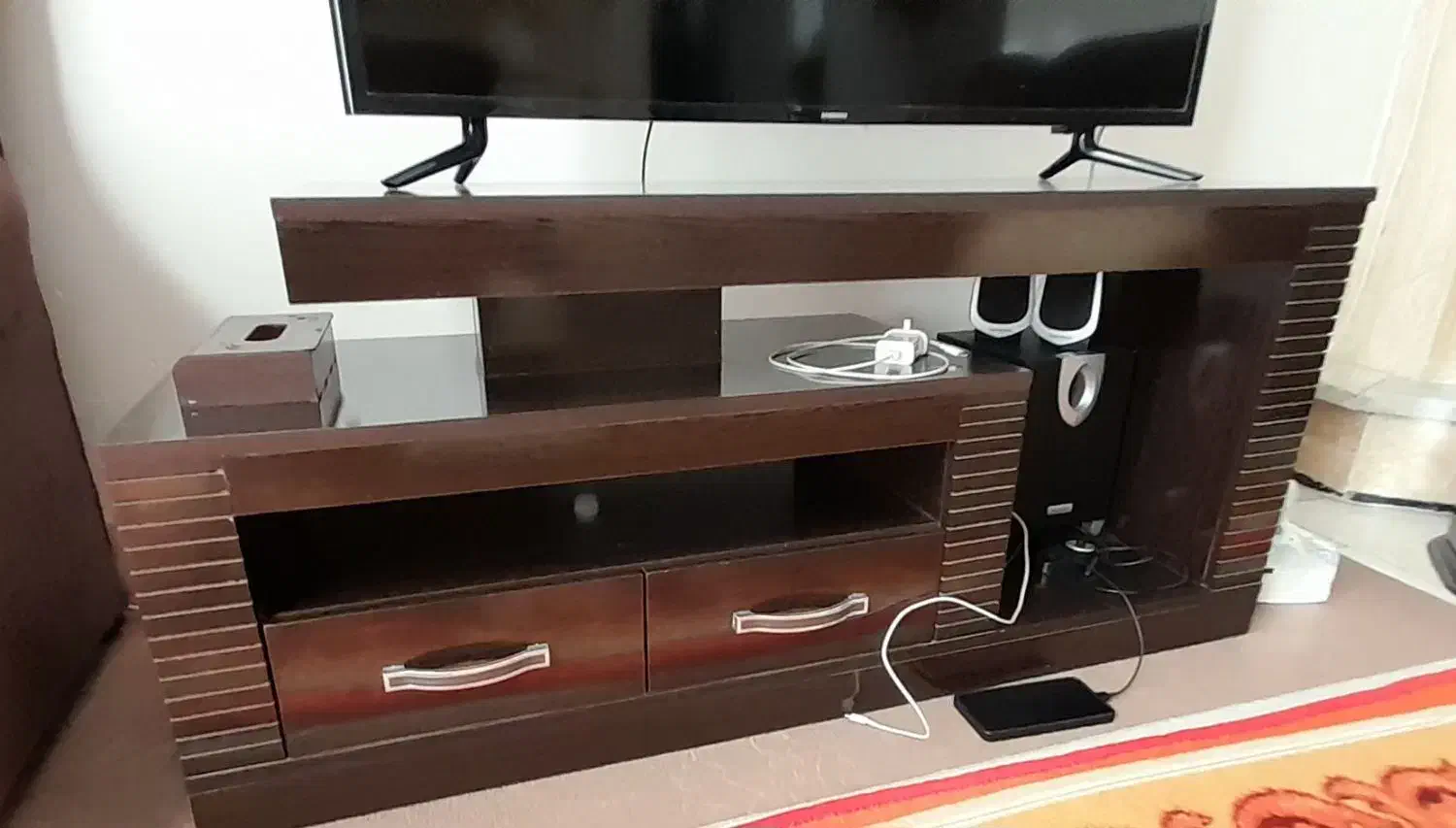 میز تلویزیون.|میز تلویزیون|گرگان, |دیوار