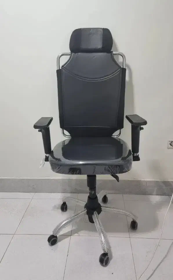 میز و صندلی مدیریت خریدار خرید فروشنده اید|مبلمان اداری|مشهد, کلاهدوز|دیوار