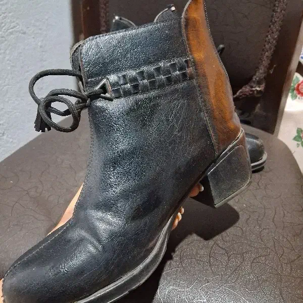 نیم بوت تمیز  سایز ۳۸ ۳۹|کیف، کفش، کمربند|گرگان, |دیوار