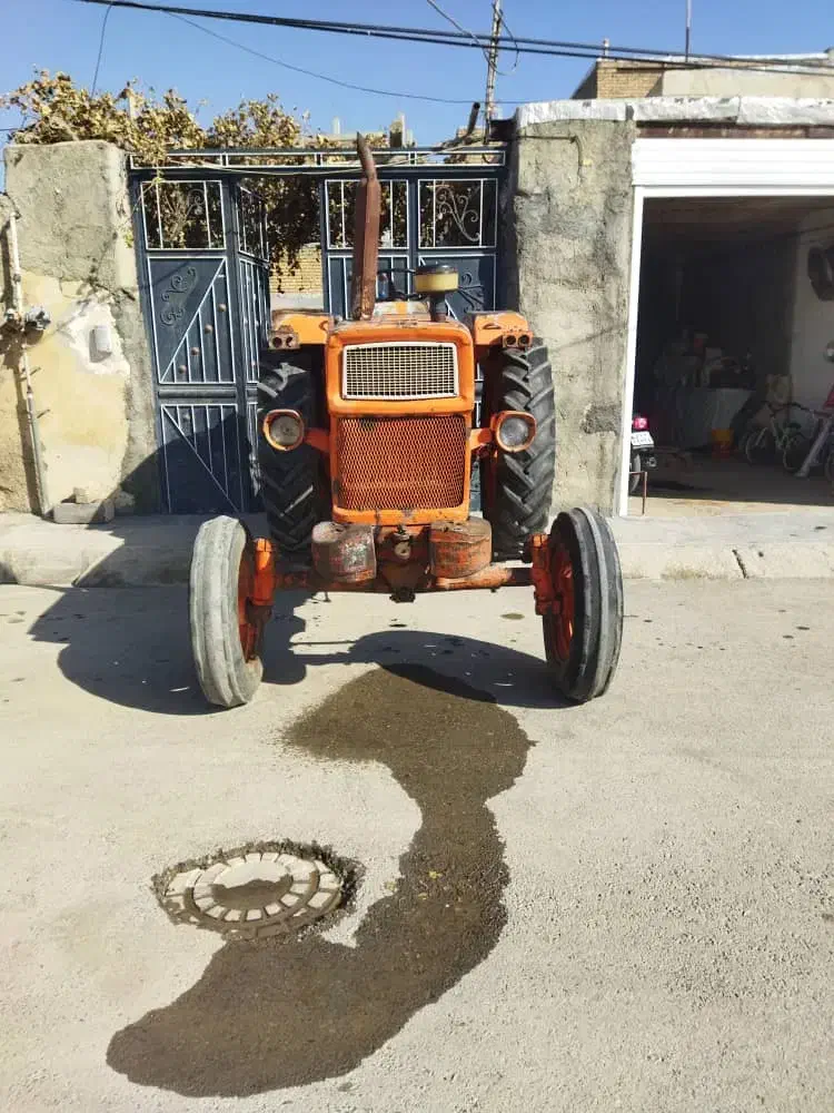 تراکتور|خودرو سنگین|قروه, |دیوار