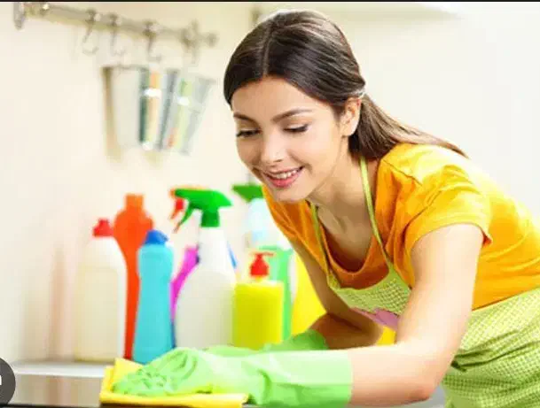 استخدام خانم جهت نظافت منزل|استخدام سرایداری و نظافت|اسلام‌شهر, شهرک قائمیه|دیوار