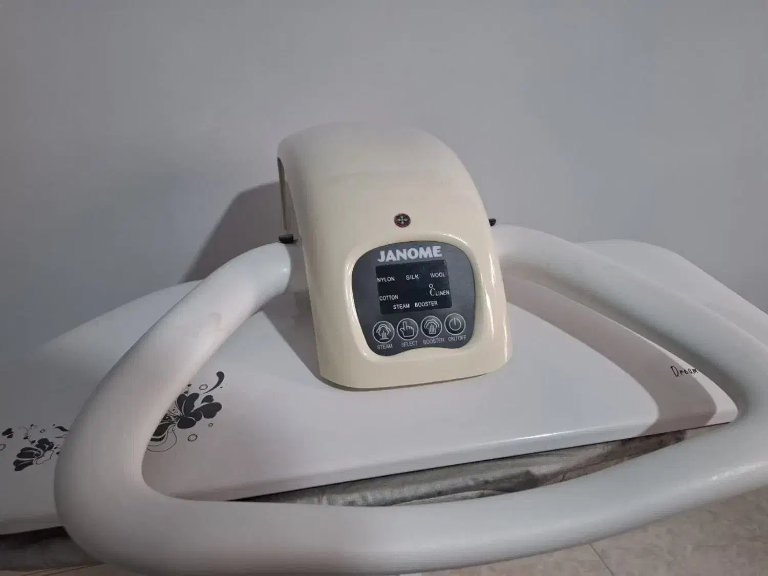 اتو پرس ژانومه|اتو و لوازم اتو|ساری, |دیوار