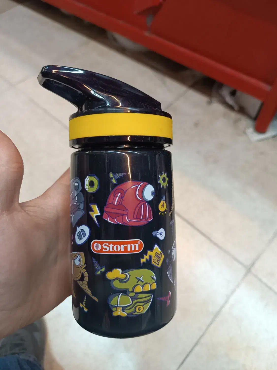 قمقمه استروم|لوازم التحریر|مشهد, کوشش|دیوار