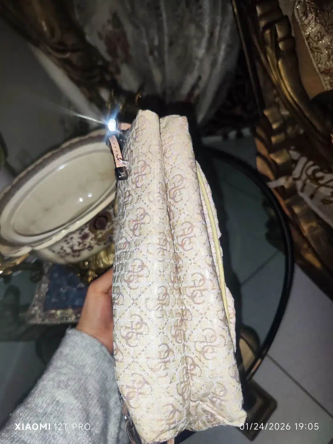 کیف اورجینال برند گس خرید دوبی|کیف، کفش، کمربند|تهران, ولنجک|دیوار