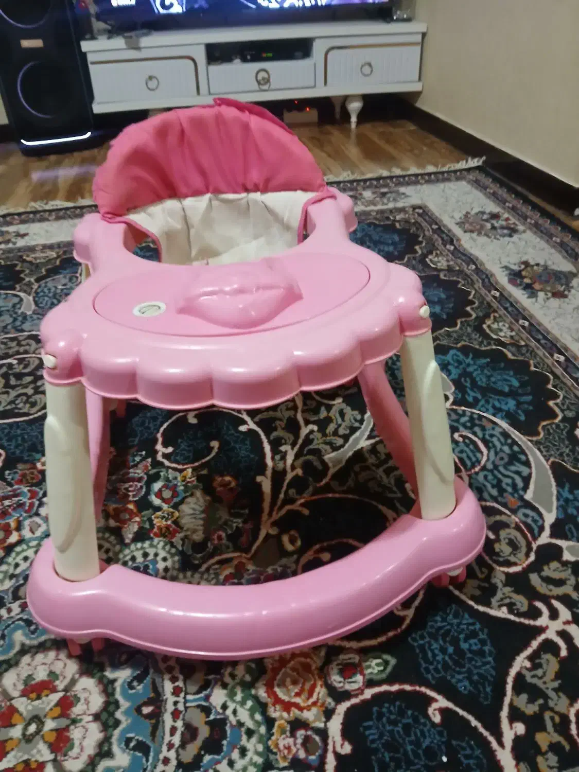 روروئک|اسباب و اثاث بچه|رشت, پیرکلاچای|دیوار