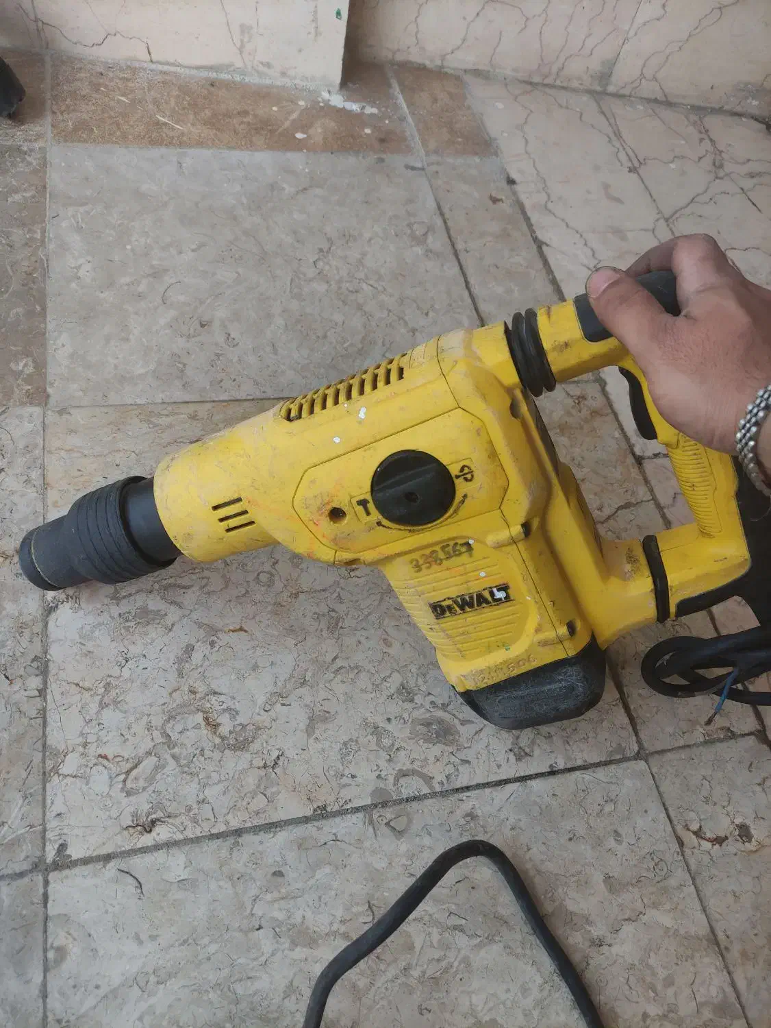 هیلتی تخریب بوش و دیوالت اصلی|ابزارآلات|اندیشه, اندیشه فاز ۱|دیوار