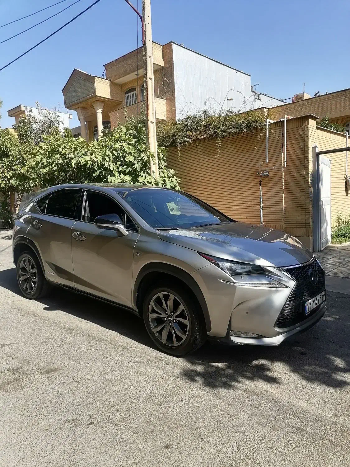 لکسوس nx300|خودرو سواری و وانت|شیراز, فرهنگ شهر|دیوار