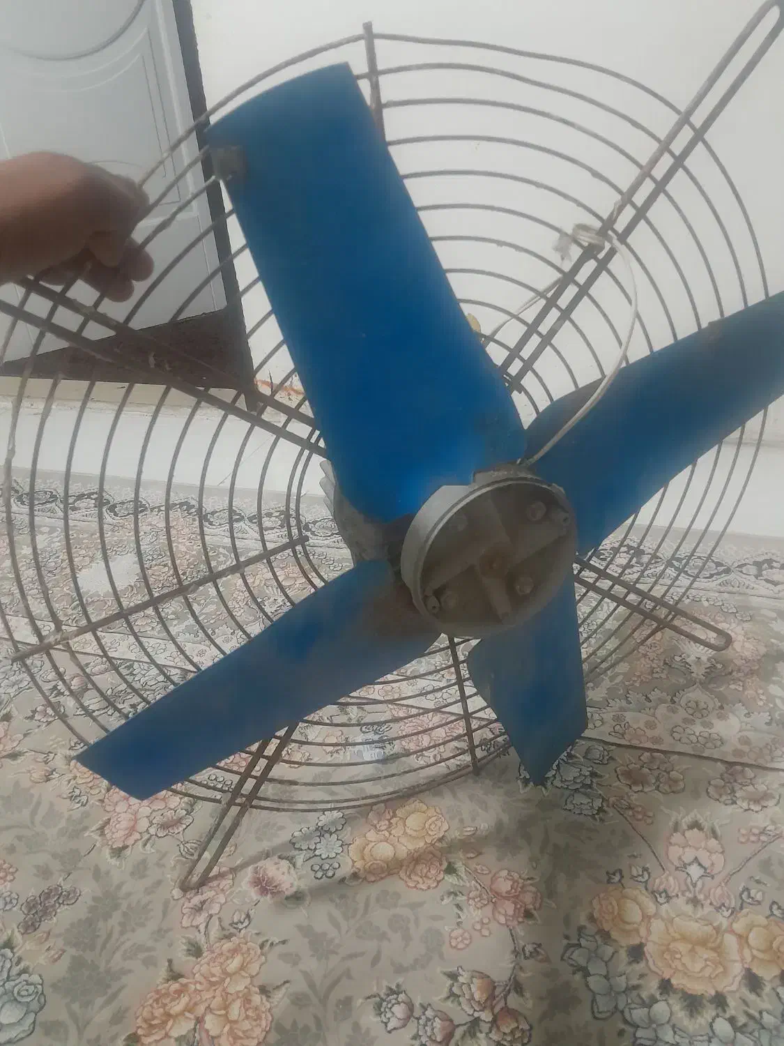 جنرال فن بزرگ اندازه ۶۰ در ۶۰|پنکه و تصفیهکنندهٔ هوا|مشهد, یوسفیه (شهرک غرب)|دیوار