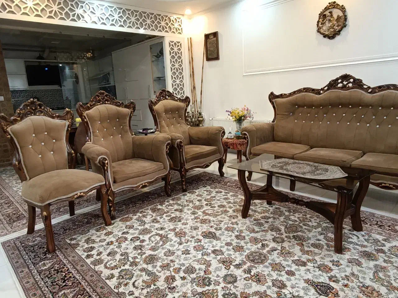 مبلمان سلطنتی|مبلمان خانگی و میز عسلی|بوکان, |دیوار