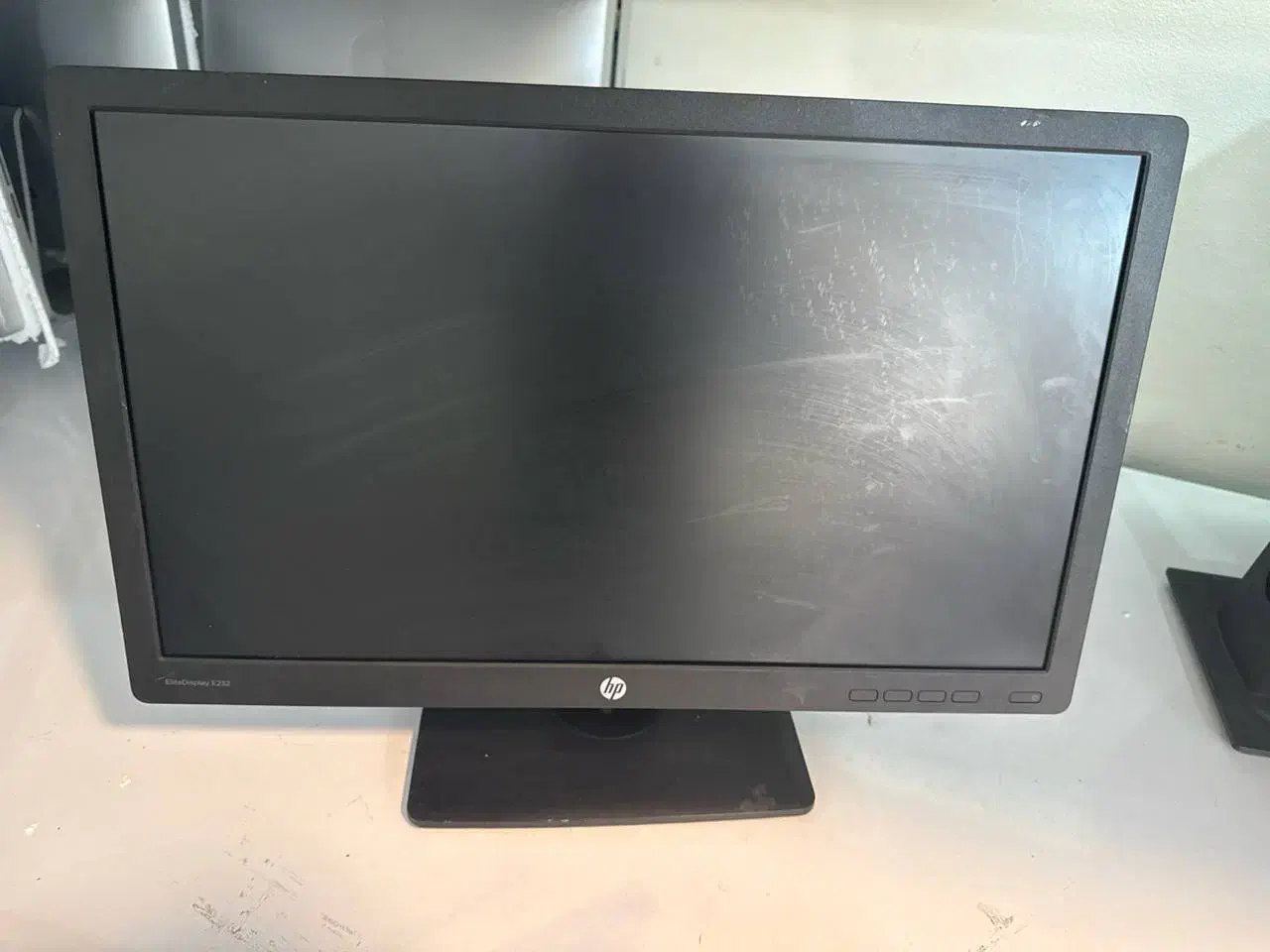 مانیتور IPS  مدل HP E242|قطعات و لوازم جانبی رایانه|آمل, |دیوار