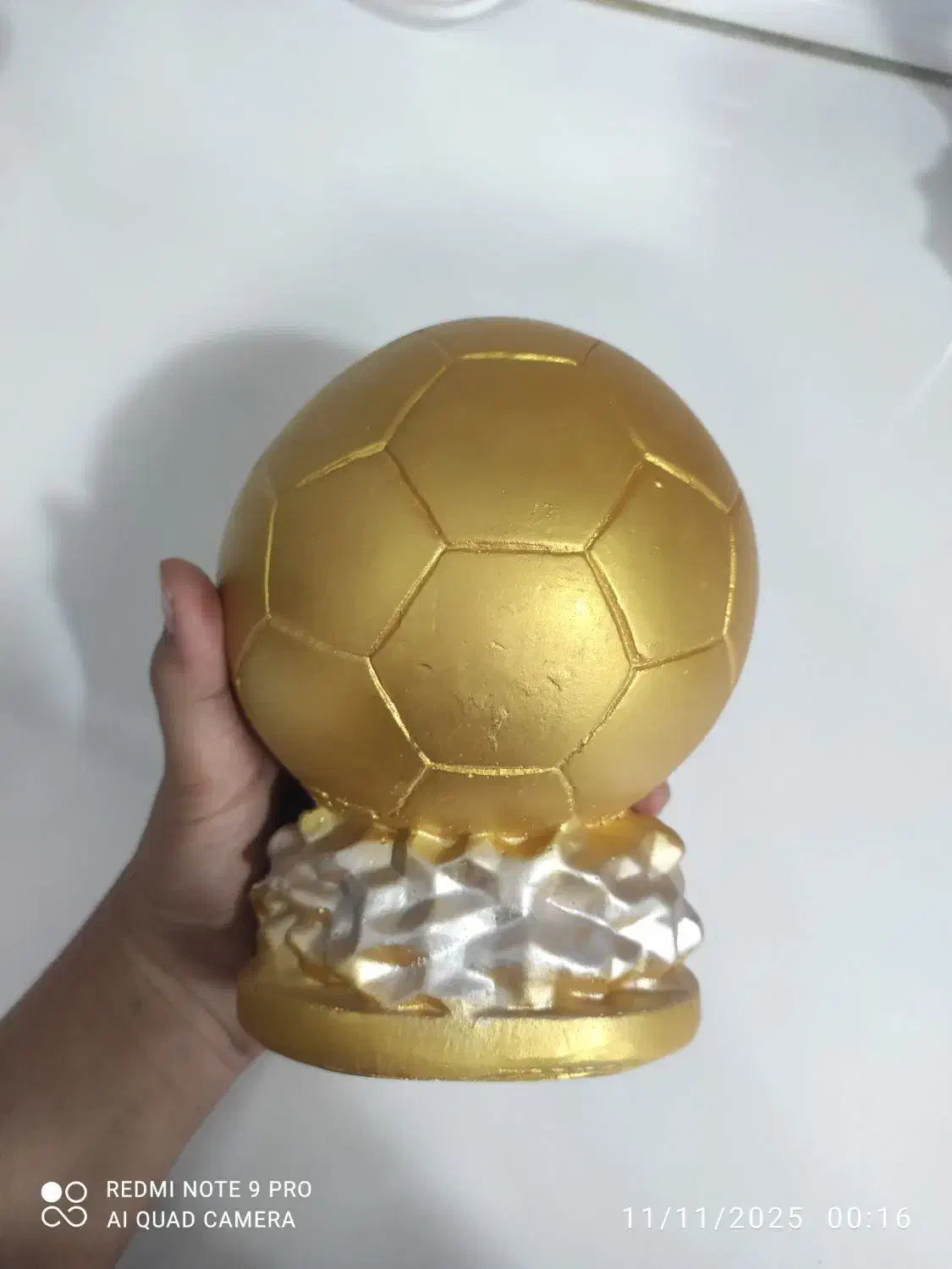 تندیس و مجسمه طرح توپ طلا|مجسمه، تندیس، ماکت|بوشهر, |دیوار