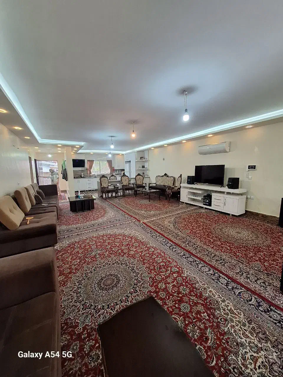 ویلا۳۲۰متری همه چی تمام ایزدشهرحیاط بزرگ*آلاچیق|فروش خانه و ویلا|ایزدشهر, |دیوار