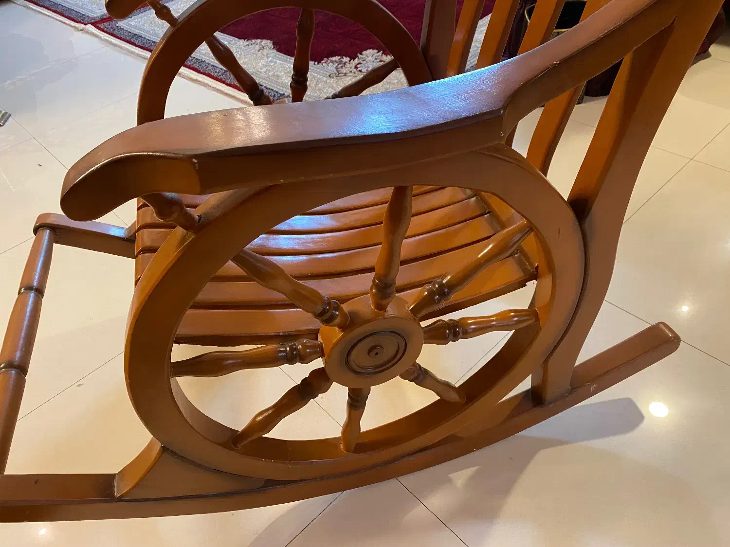 صندلی راک ریلکسی چوب روس|مبلمان خانگی و میز عسلی|مشهد, فردوسی|دیوار