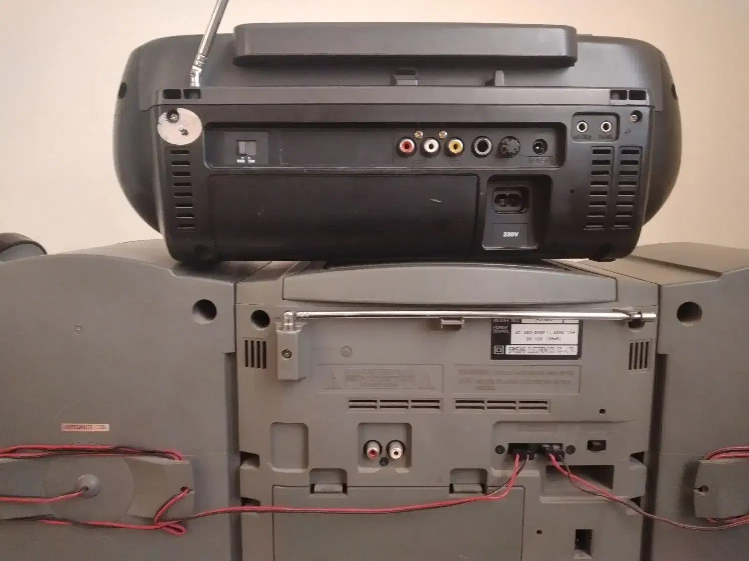 رادیو ضبط دو کاسته سامسونگ و مارشال|سیستم صوتی خانگی|پرند, فاز ۵|دیوار