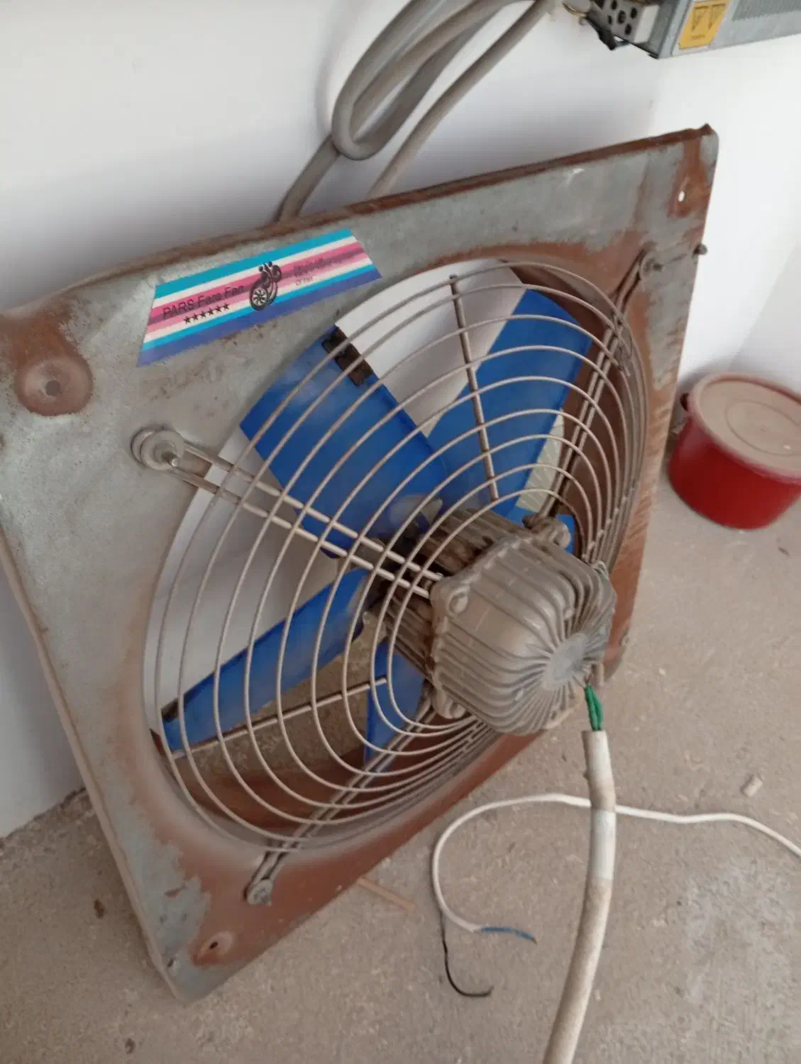 فن هواکش ۶۰×۶۰|پنکه و تصفیهکنندهٔ هوا|بوشهر, |دیوار