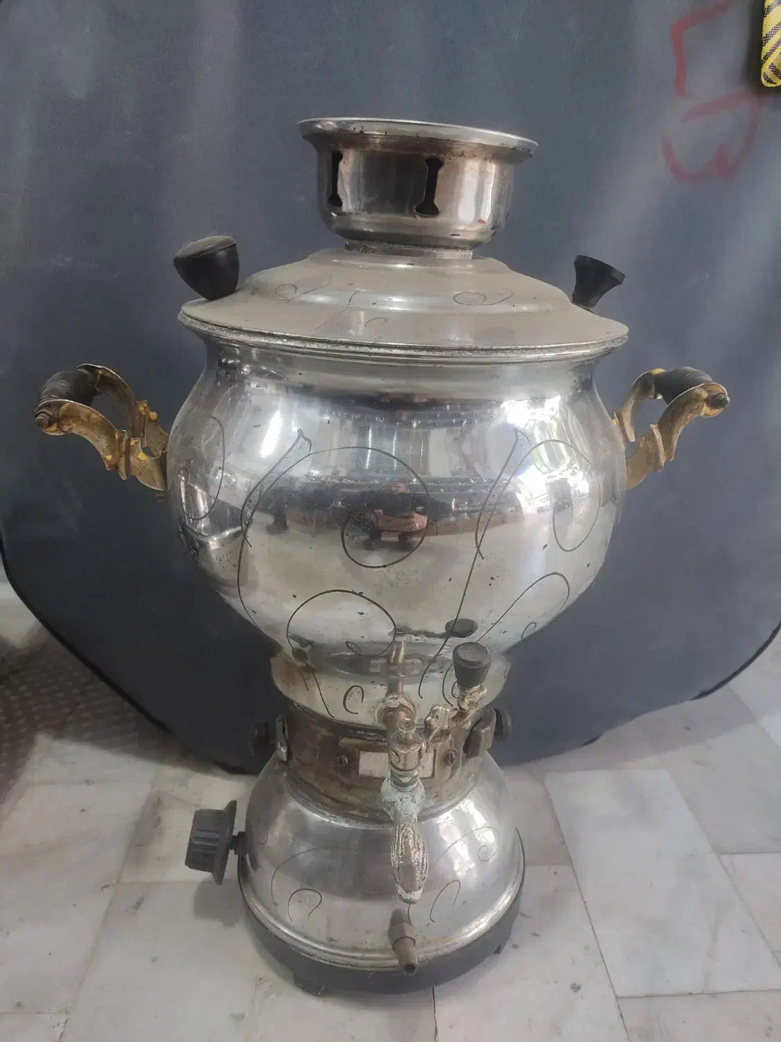 سماور گازی سالم|سماور، چایساز، قهوهساز|میانه, |دیوار