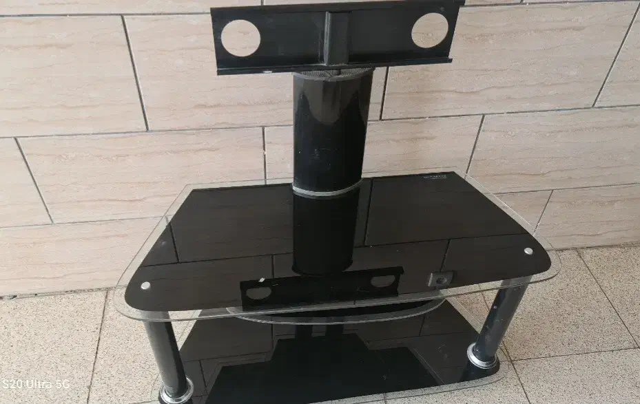 میزتلویزیون سکوریت همراه باپایه نگهدارنده ال سی دی|میز تلویزیون|شهرکرد, |دیوار