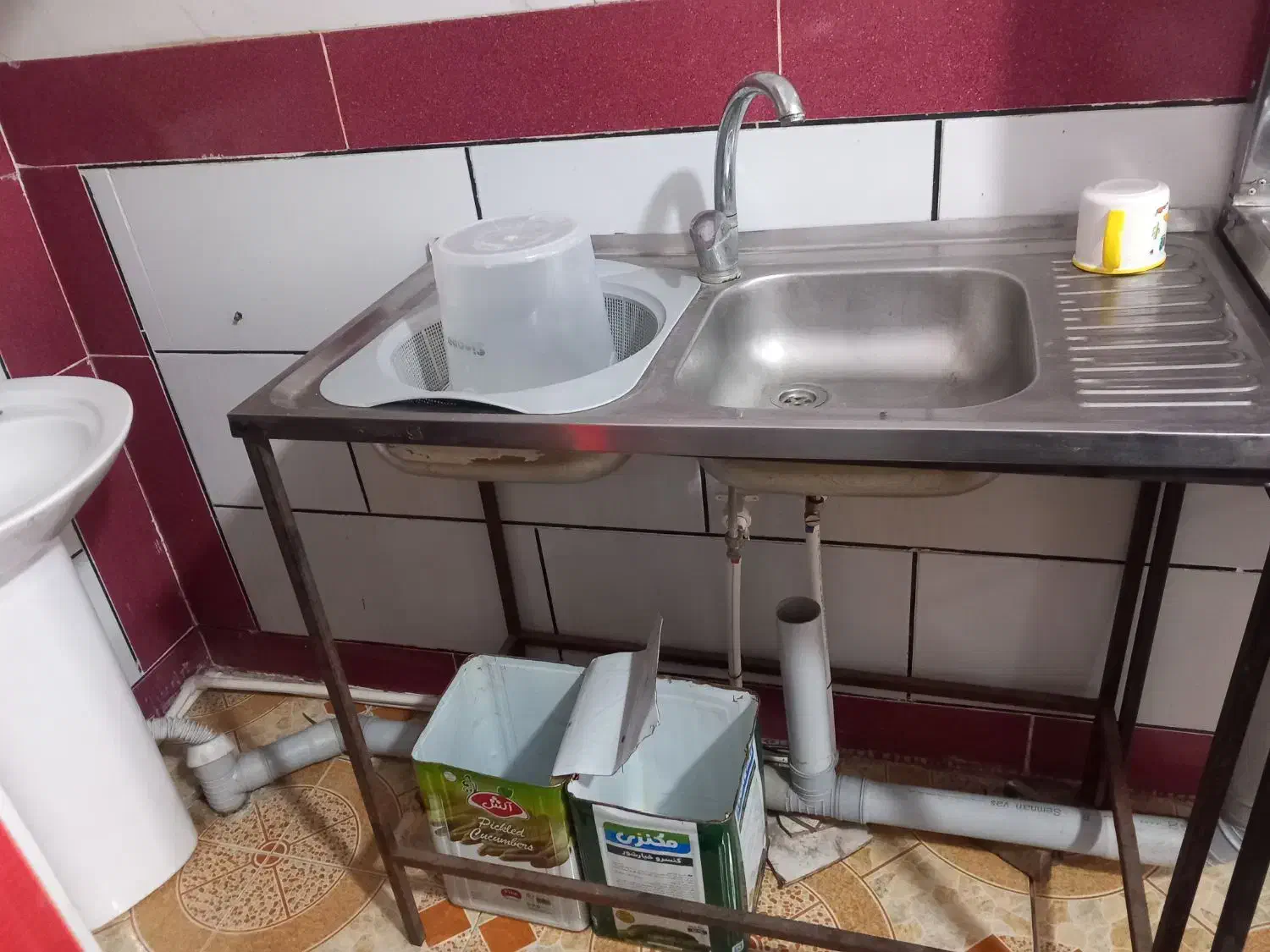 سینگ دوقلو|آب‌چکان و نظم‌دهنده ظروف|آزادشهر, |دیوار