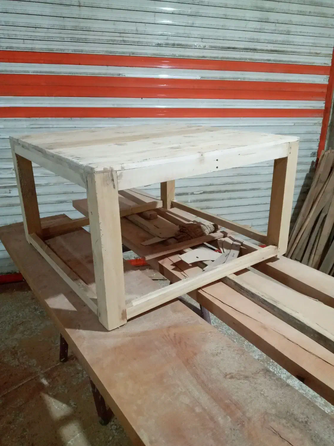 کرسی چوبی۹۰*۹۰|تخت و سرویس خواب|معصومیه, |دیوار