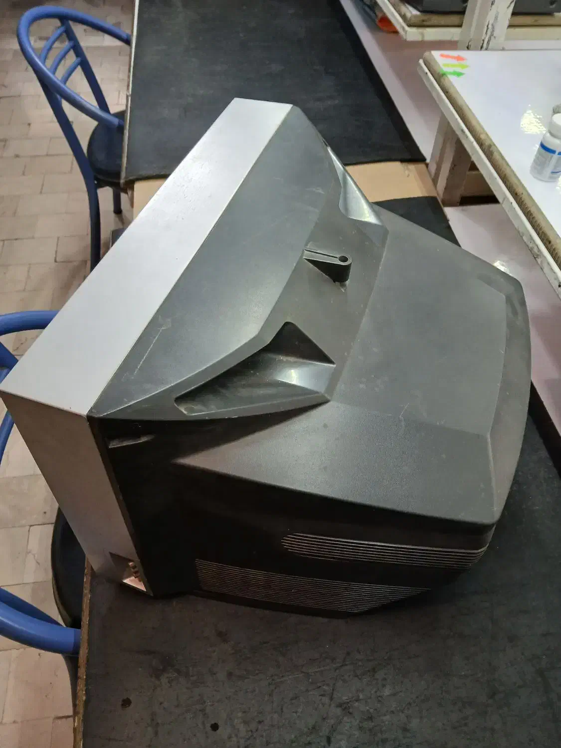 تلویزیون ال جی قدیمی|تلویزیون و پروژکتور|تهران, هروی|دیوار