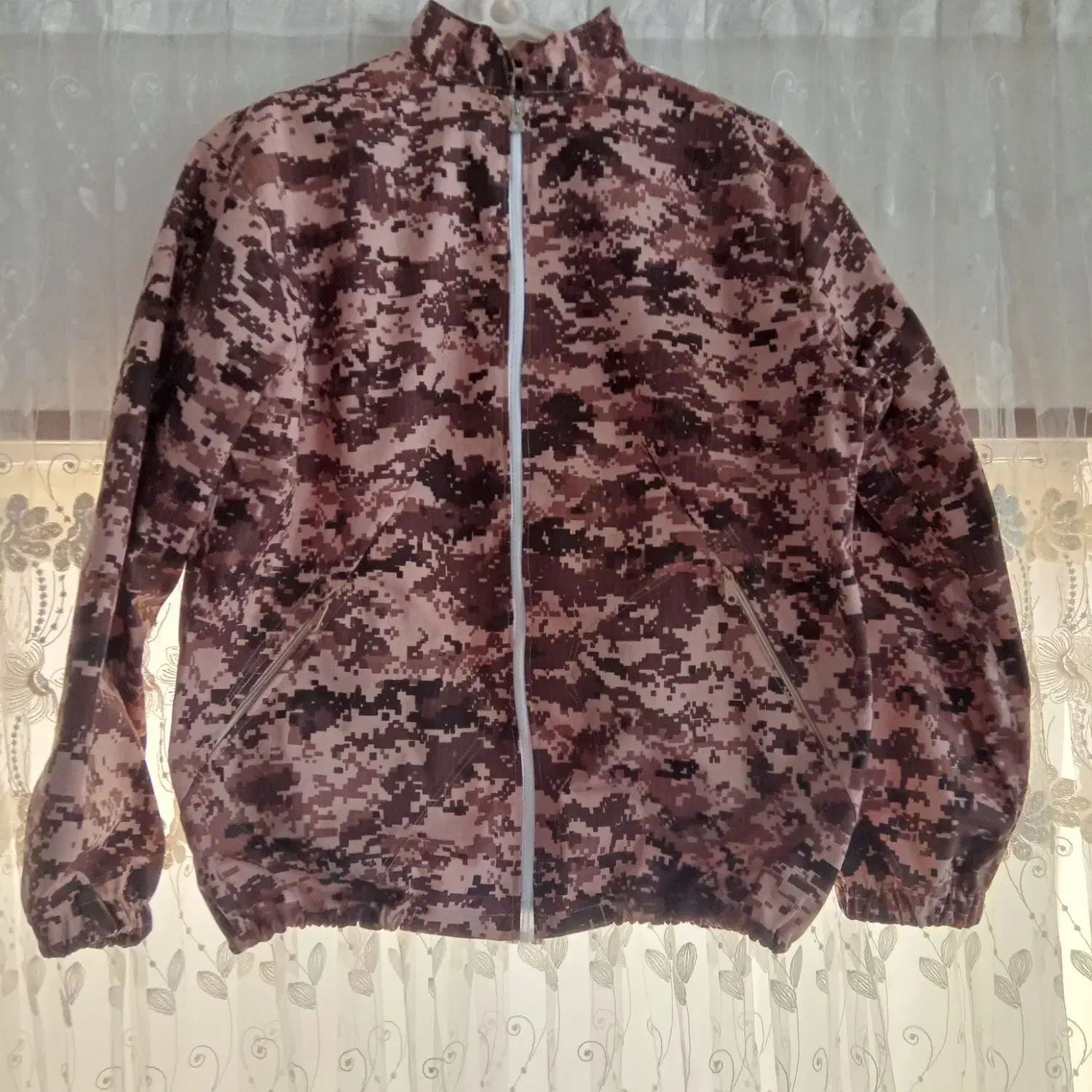 لباس مخصوص کار|لباس|گمیشان, |دیوار