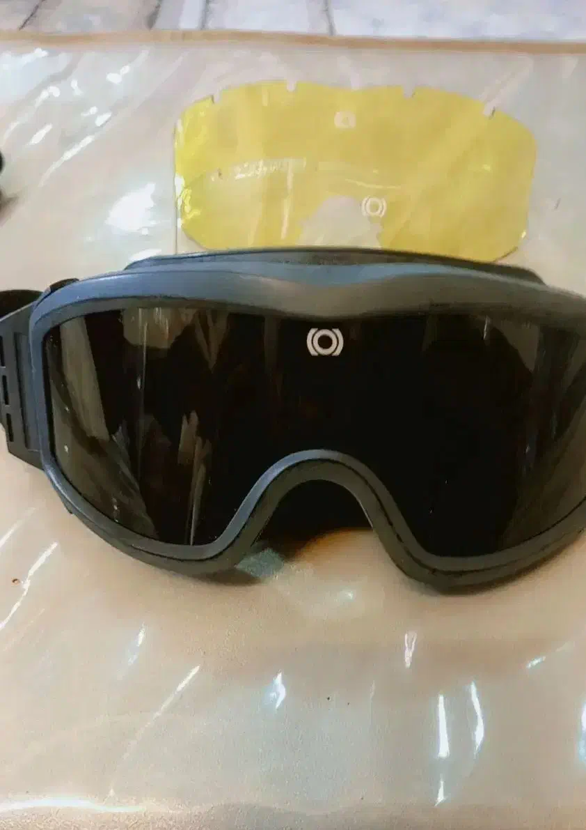 عینک کوهنوردی|کوهنوردی و کمپینگ|بروجرد, |دیوار