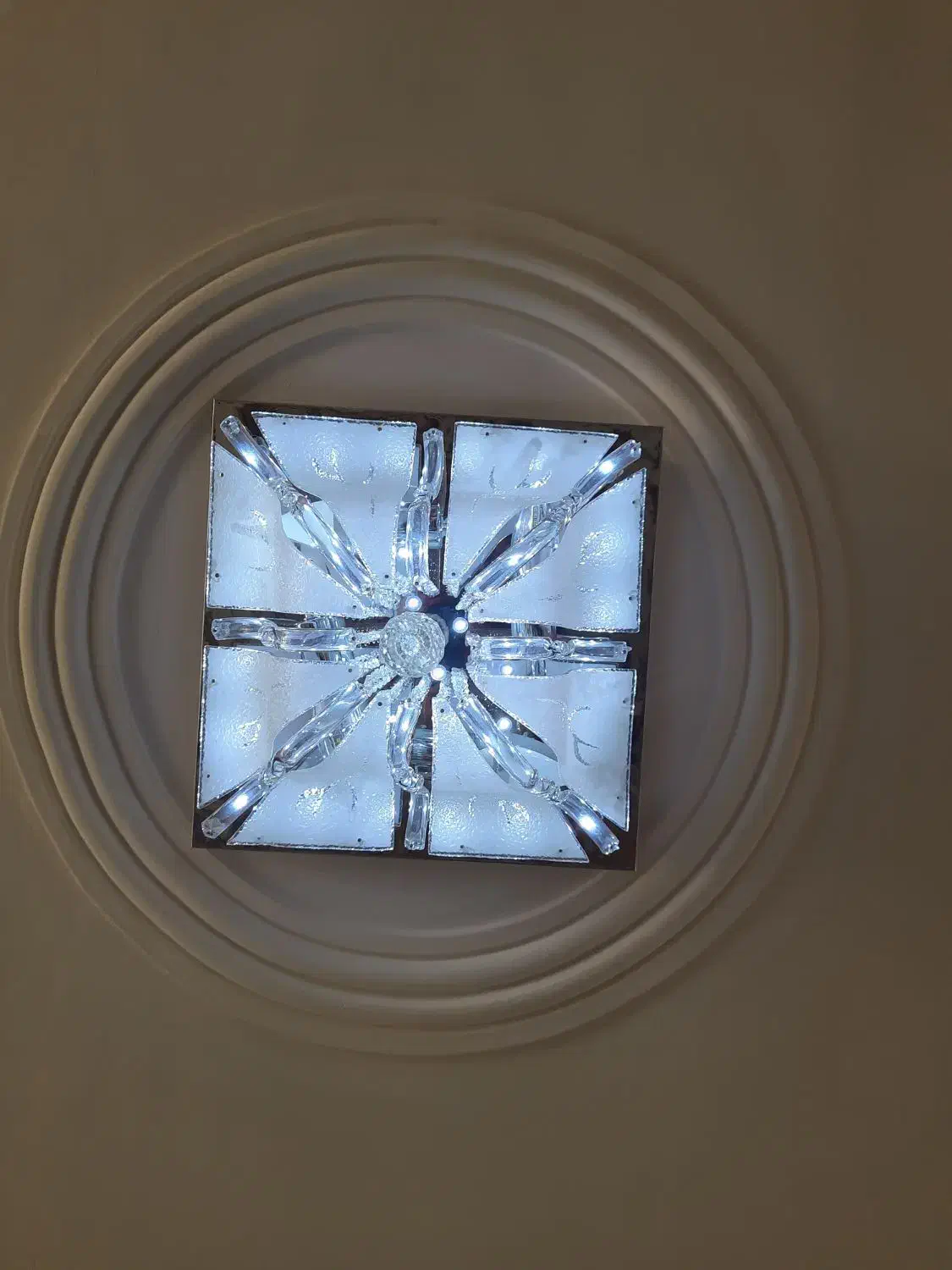 لوستر سقفی|لوستر و چراغ آویز|ایوان, |دیوار