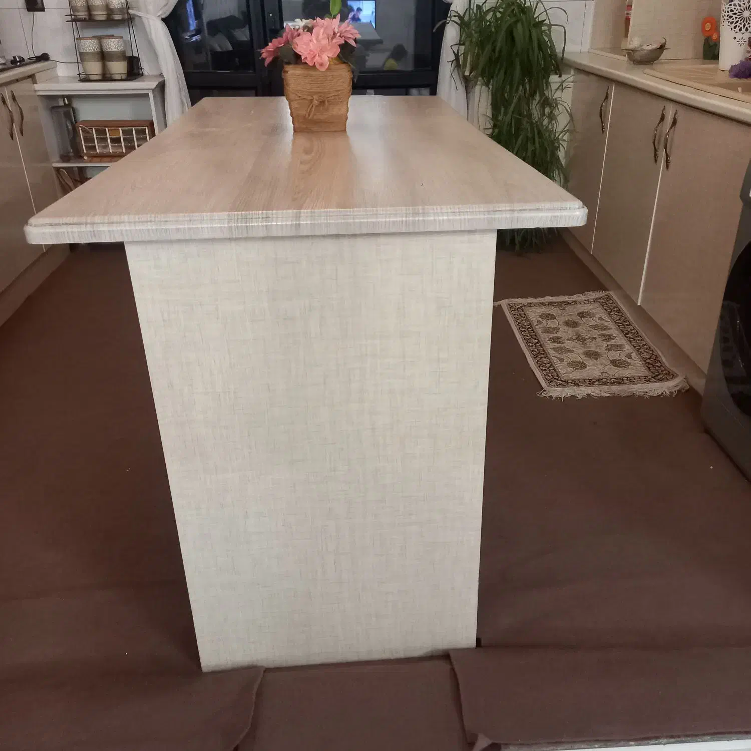 میز جزیره|میز و صندلی غذاخوری|اسلام‌شهر, مطهری|دیوار