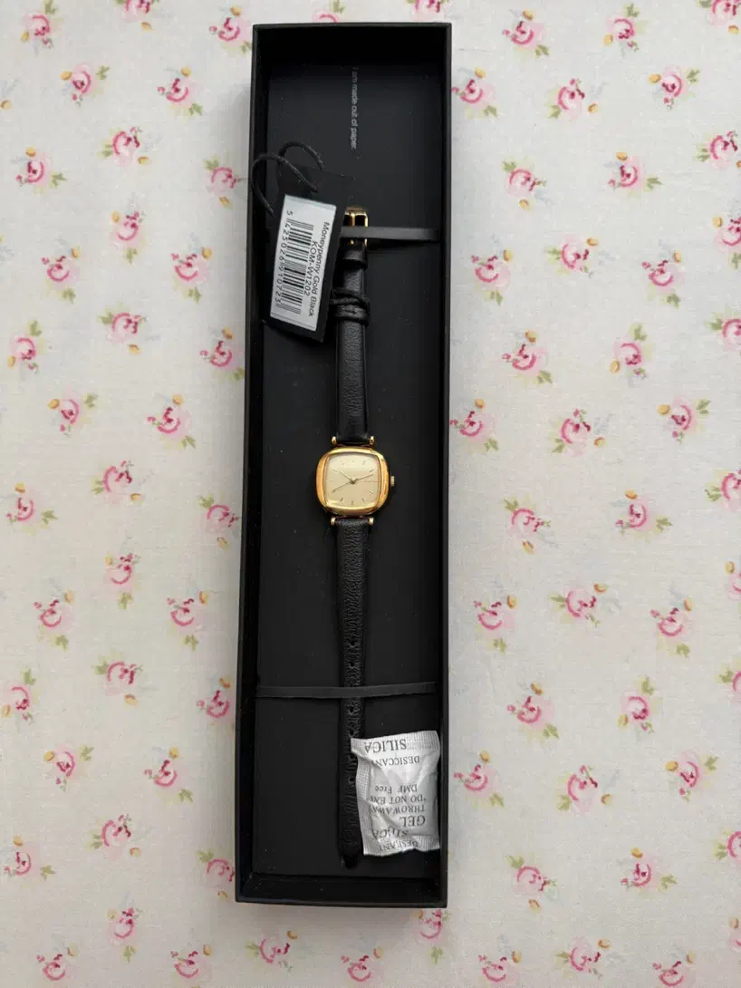 ساعت زنانه مارک komono|ساعت|تهران, پاسداران|دیوار