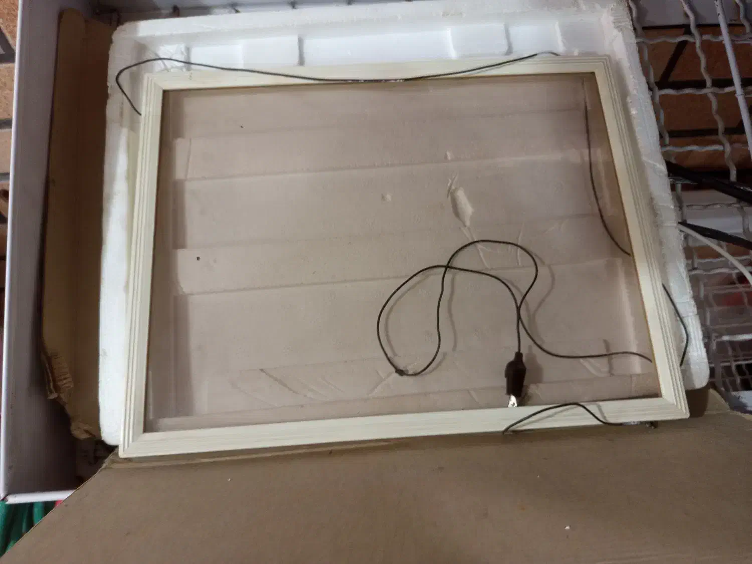 تلوزیون قدیمی|تلویزیون و پروژکتور|اصفهان, گلزار|دیوار