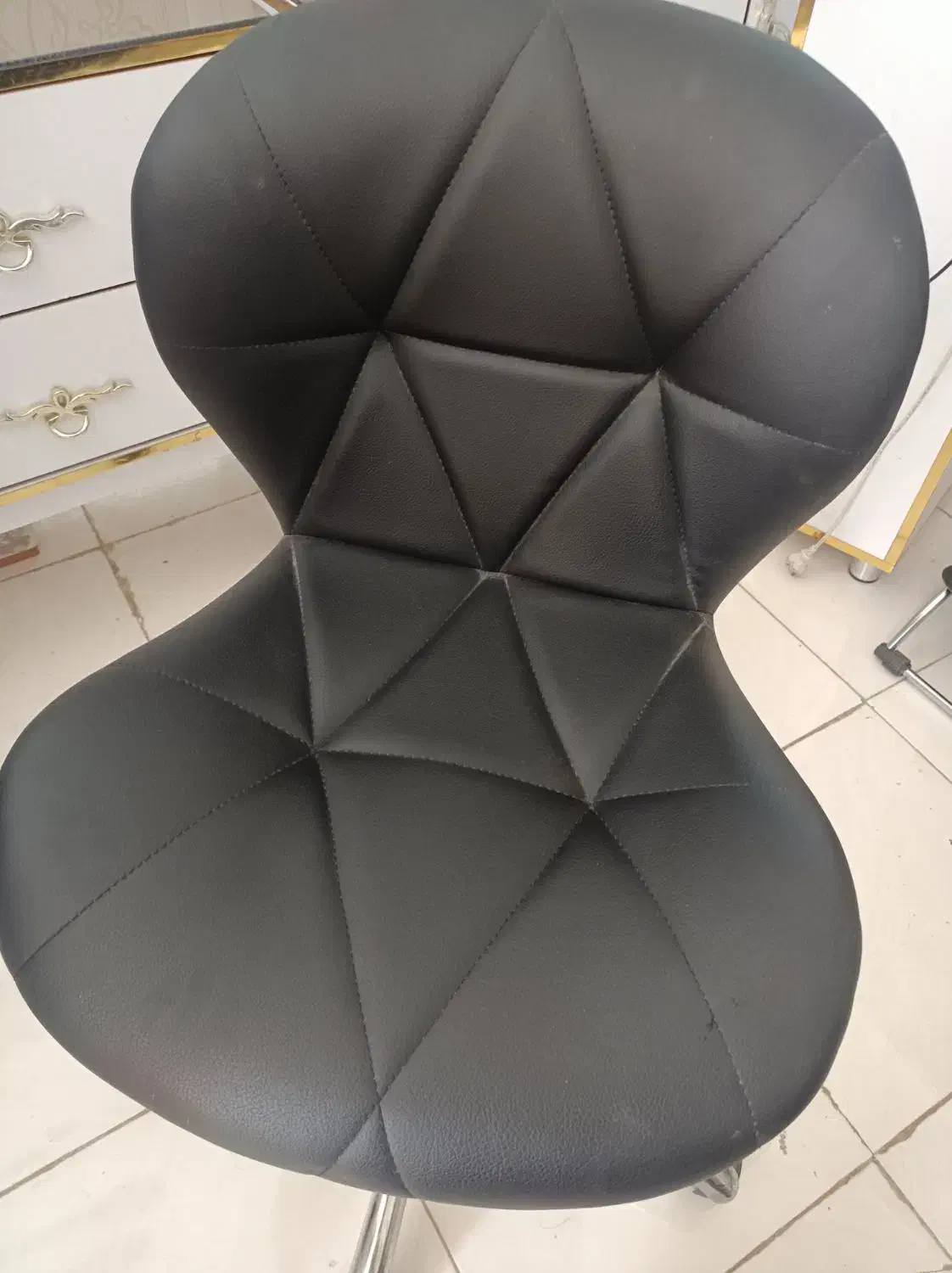 صندلی استادکار|صندلی و نیمکت|قم, شاه ابراهیم|دیوار