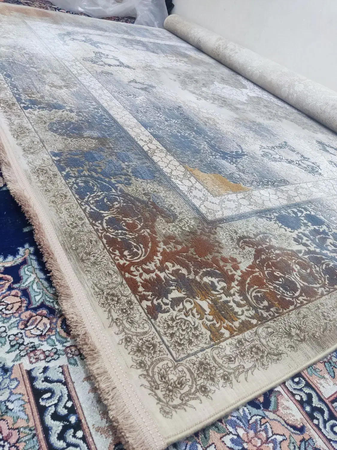 قالی نو|فرش|یزد, |دیوار