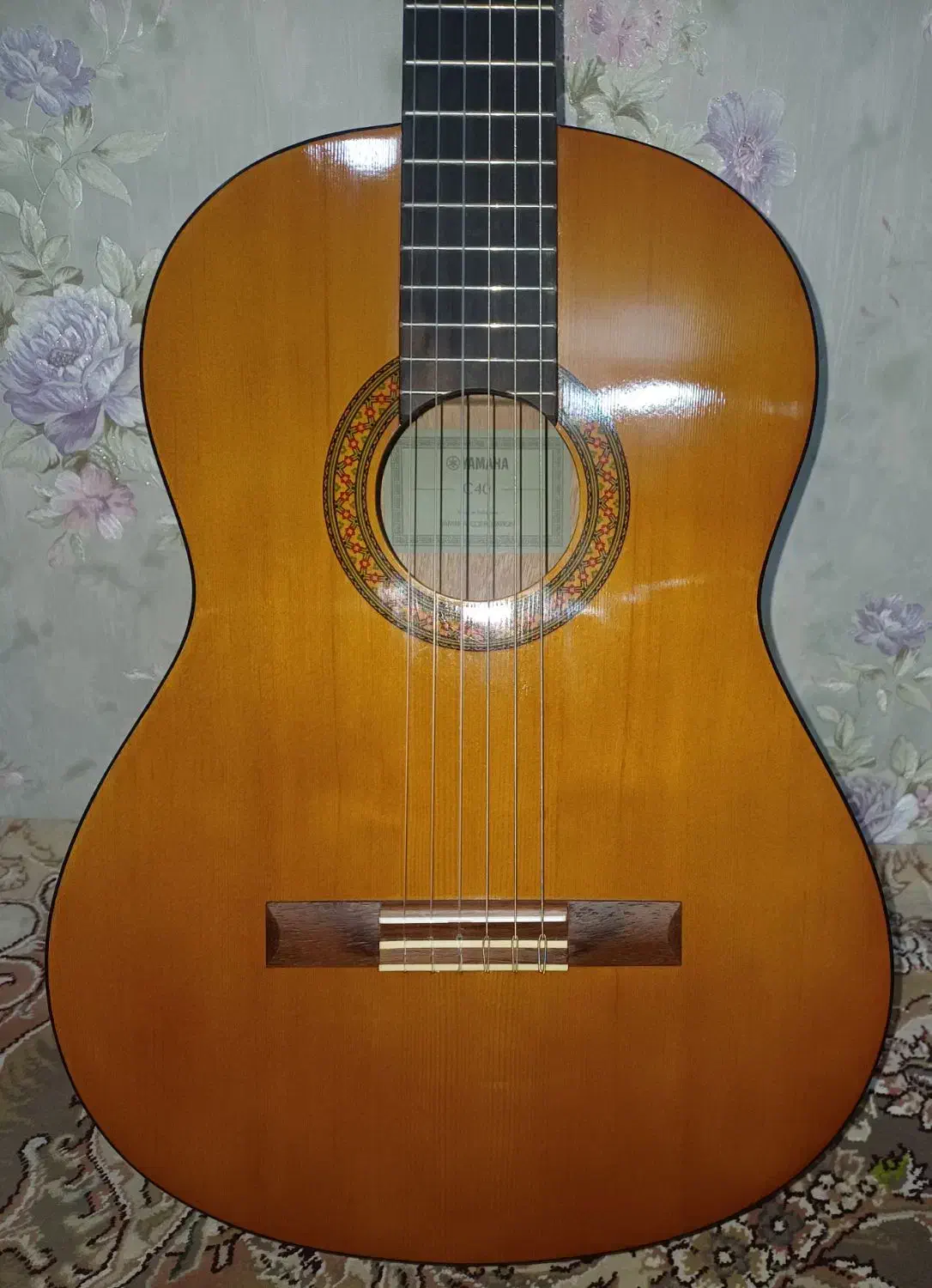 گیتار yamaha c40|گیتار، بیس، امپلیفایر|قم, شاه ابراهیم|دیوار