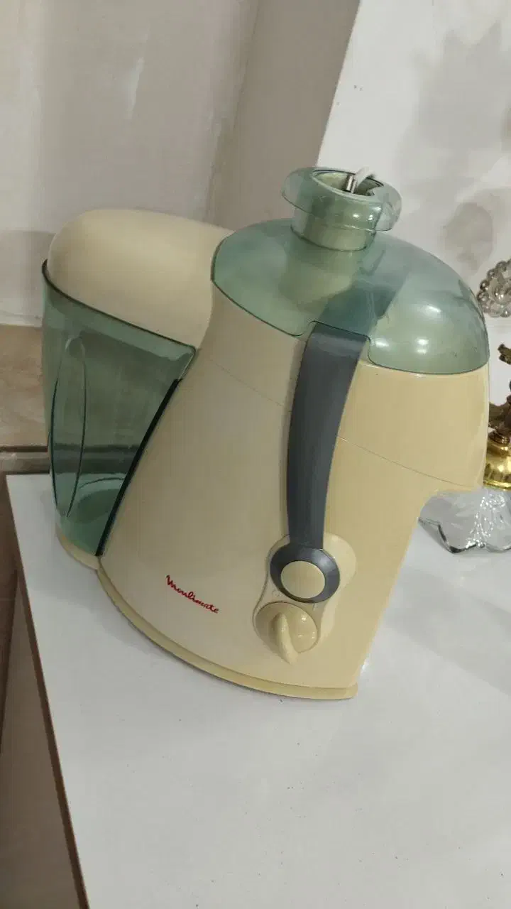 آبمیوه گیری|آبمیوهگیر و آبمرکباتگیر|کاشمر, |دیوار