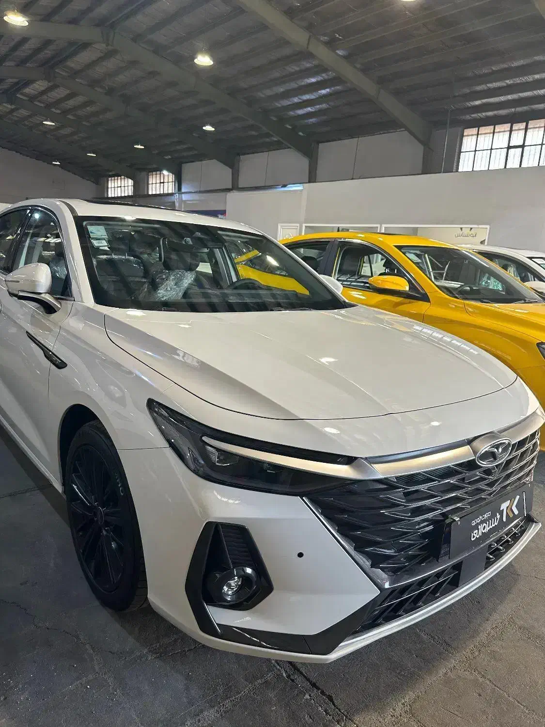 Arrizo8/تجارت خودروی خسروانی/TKK|خودرو سواری و وانت|تهران, شهرک دانشگاه|دیوار